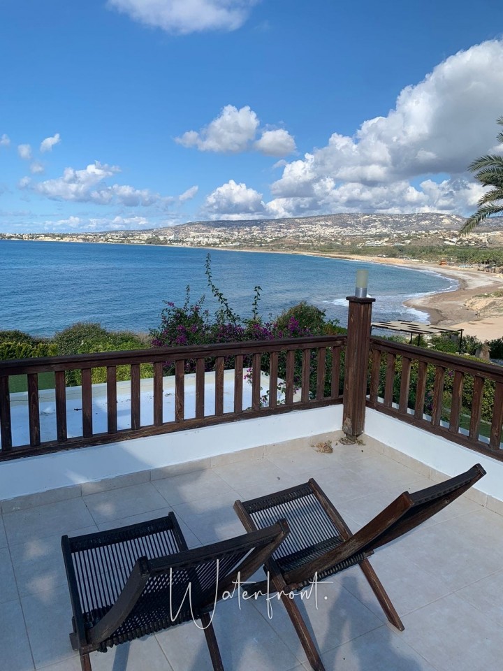 Detached Villa For Sale  in  Kissonerga