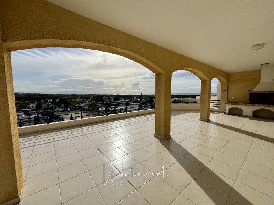 Penthouse For Sale  in  Yeroskipou