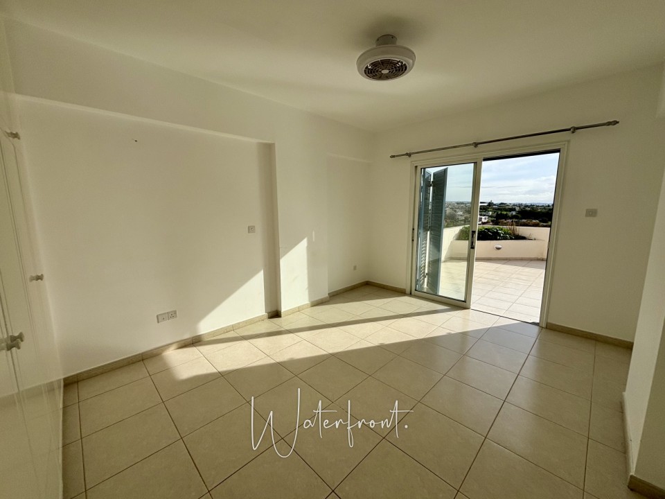 Penthouse For Sale  in  Yeroskipou
