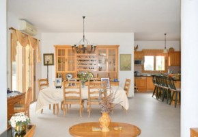 Bungalow For Sale  in  Sea Caves - St.George