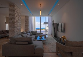 Detached Villa For Sale in Sea Caves - St.George, Paphos - S