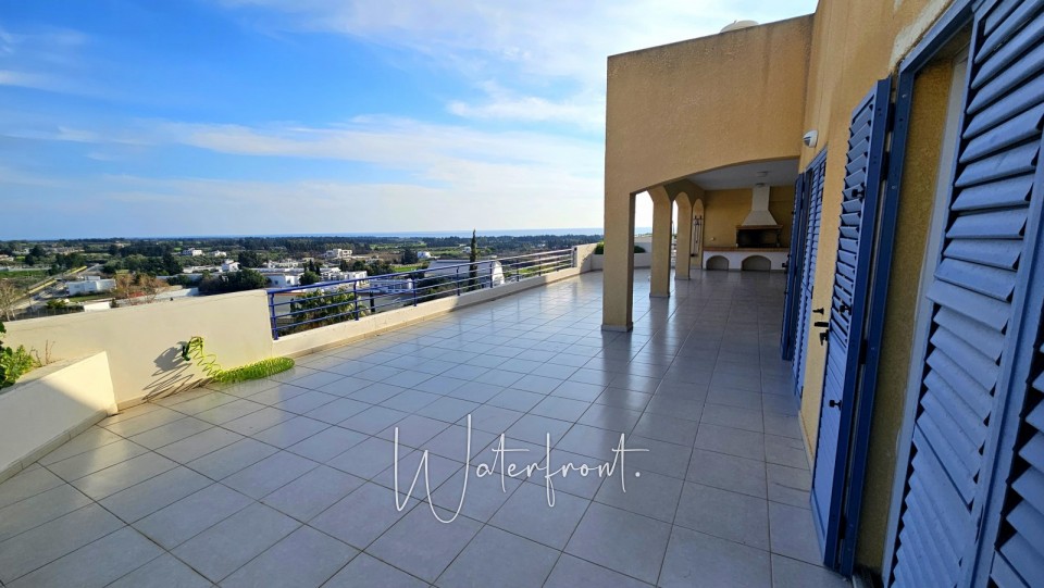 Penthouse For Sale  in  Yeroskipou