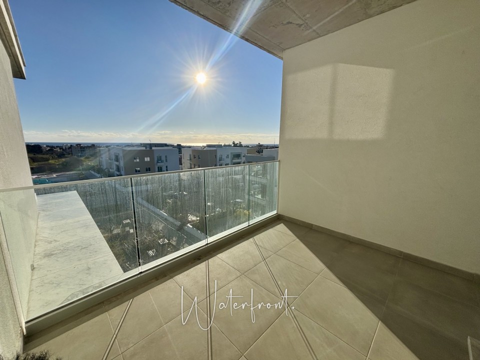Apartment For Sale  in  Universal