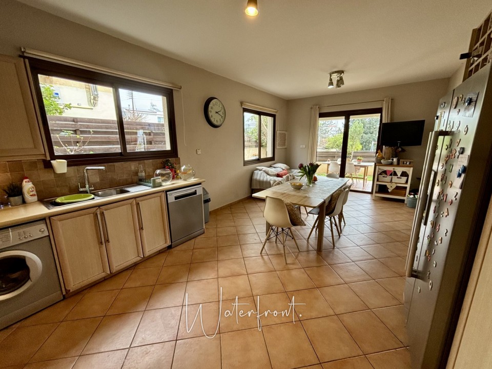 Detached Villa For Sale  in  Chloraka