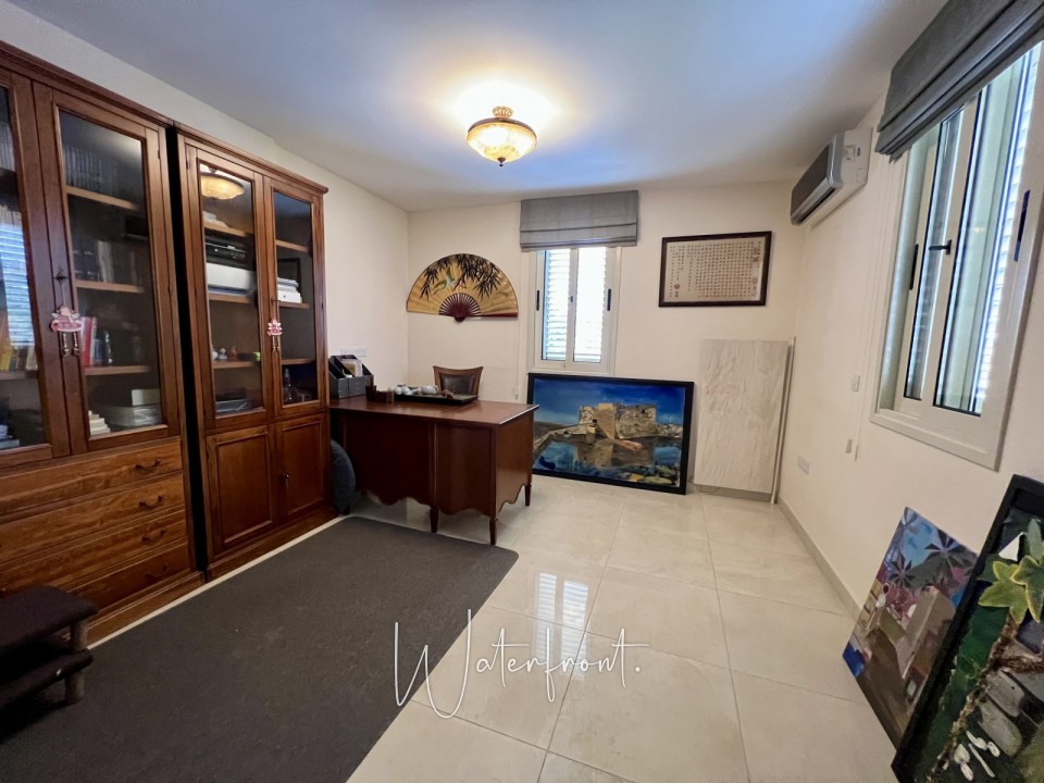 Detached Villa For Sale  in  Sea Caves - St.George