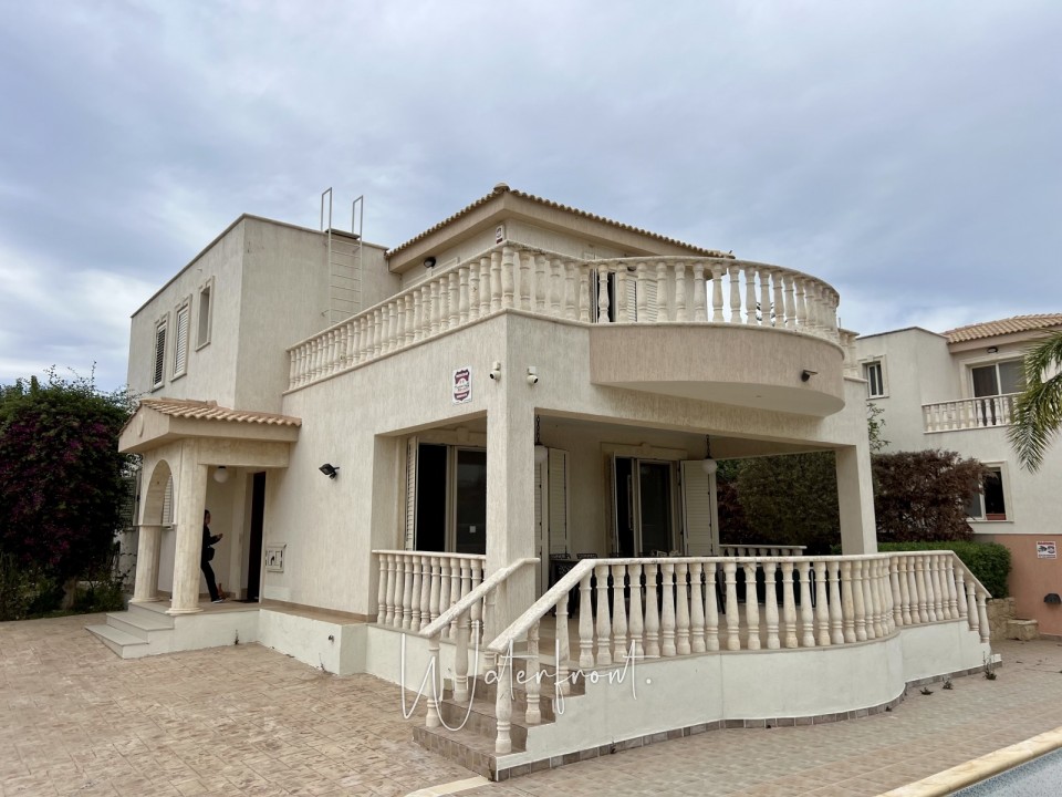 Detached Villa For Sale  in  Sea Caves - St.George