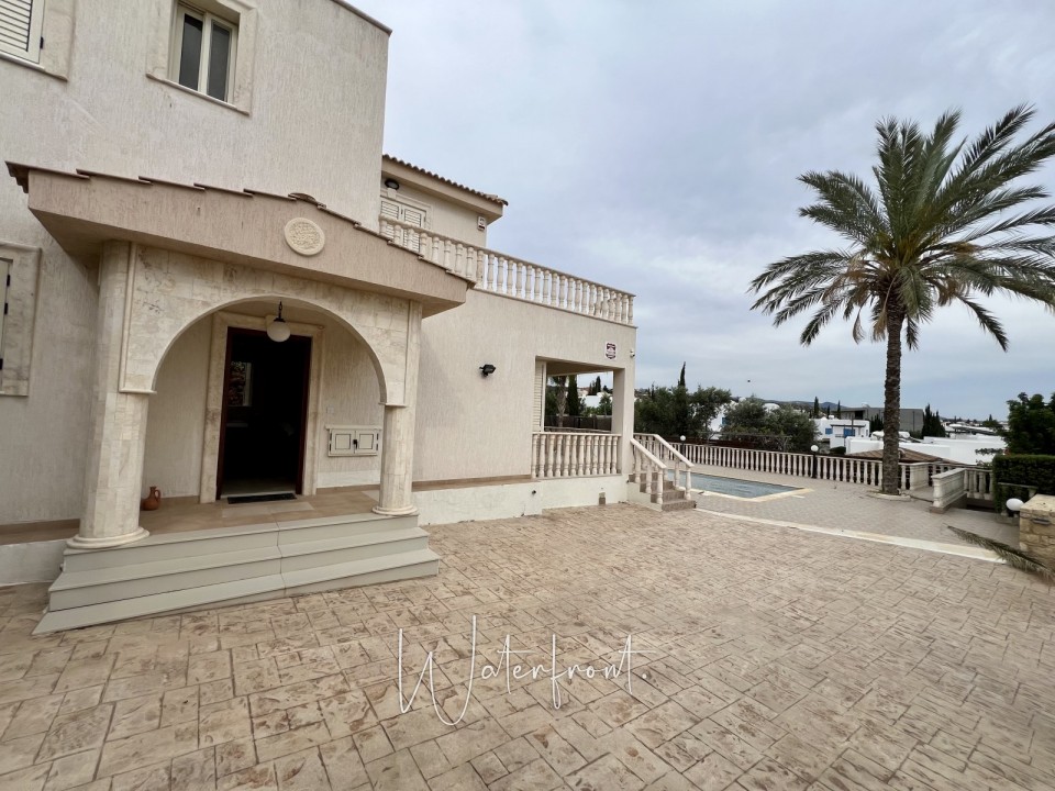 Detached Villa For Sale  in  Sea Caves - St.George