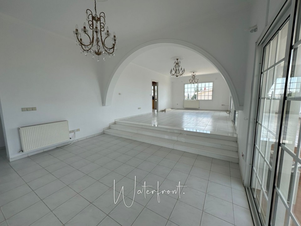 Detached Villa For Rent  in  Konia