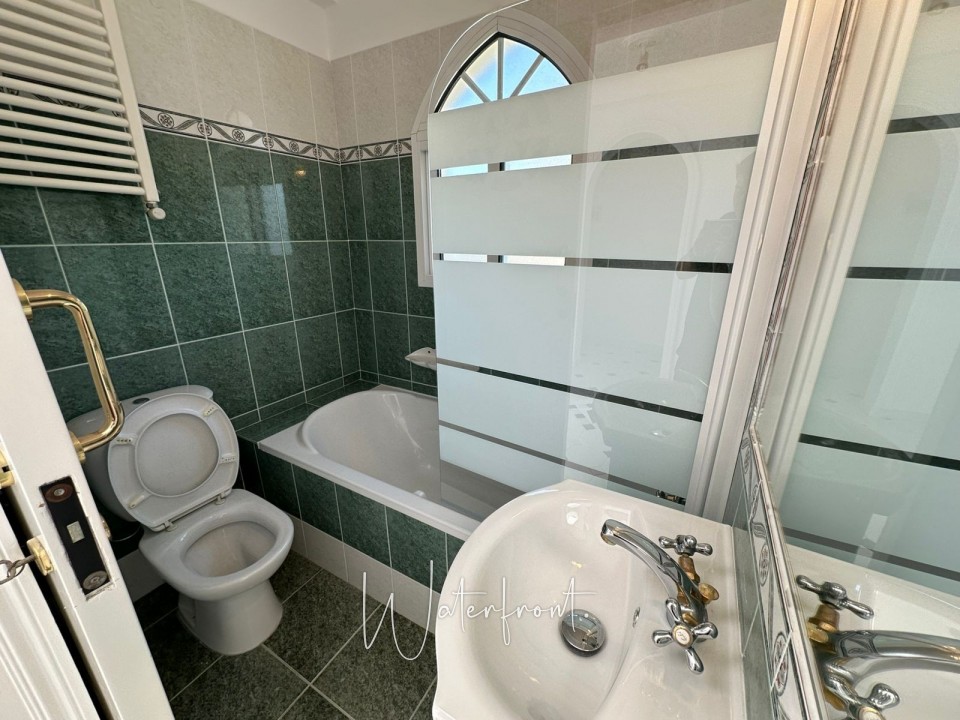 Detached Villa For Rent  in  Konia