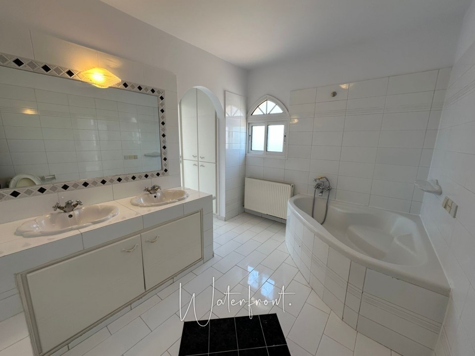 Detached Villa For Rent  in  Konia