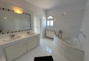 Detached Villa For Rent  in  Konia