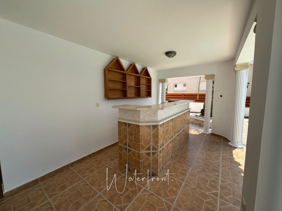 Detached Villa For Rent  in  Konia