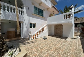 Detached Villa For Rent  in  Konia