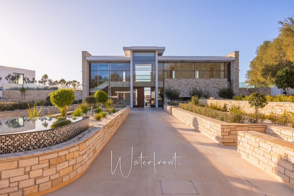 Detached Villa For Sale  in  Sea Caves - St.George