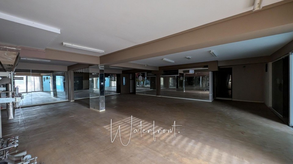 Building For Sale  in  Tombs of the Kings
