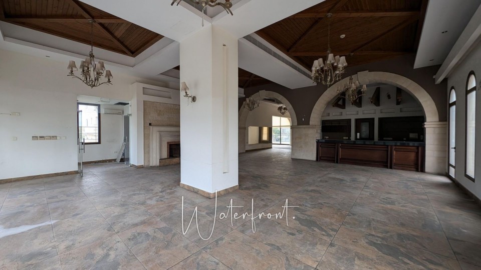 Building For Sale  in  Tombs of the Kings