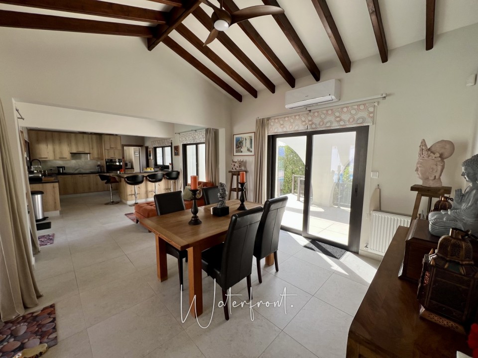 Detached Villa For Sale  in  Sea Caves - St.George