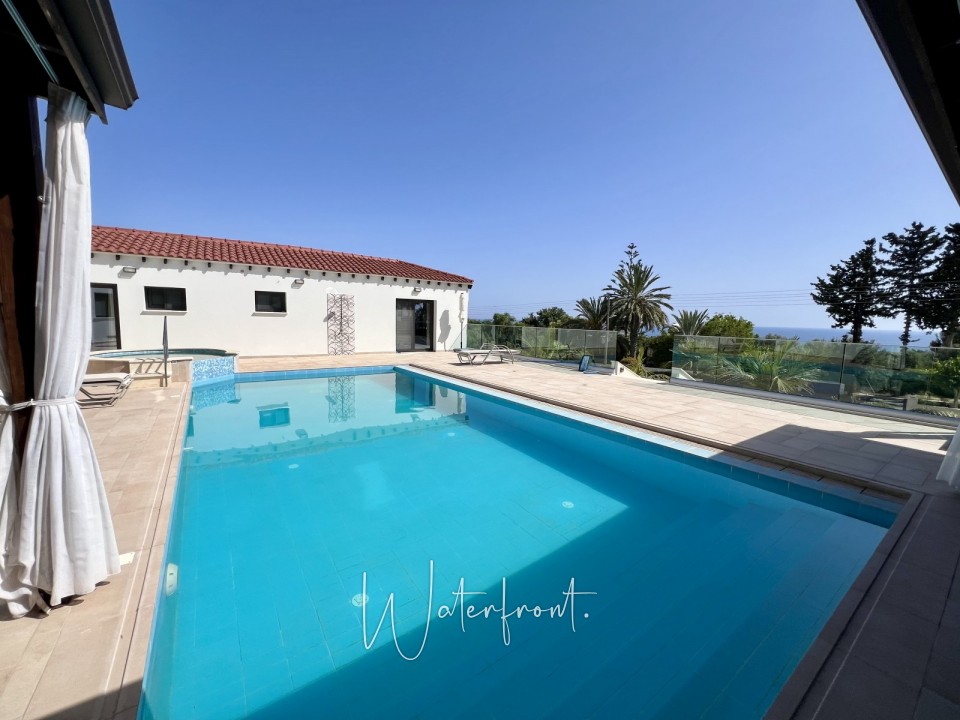 Detached Villa For Sale  in  Sea Caves - St.George