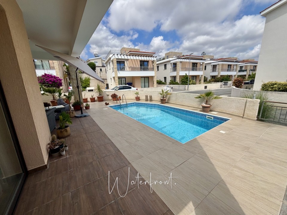 Detached Villa For Sale  in  Peyia