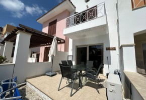 Town House For Rent in Tombs of the Kings, Paphos - SL23988