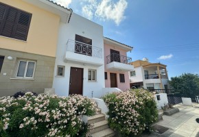 Town House For Sale  in  Tombs of the Kings