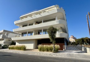Penthouse For Sale in Kato Paphos, Paphos - SL23994