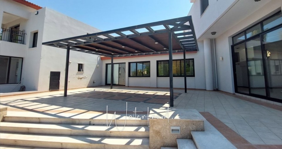 Detached Villa For Sale  in  Yeroskipou