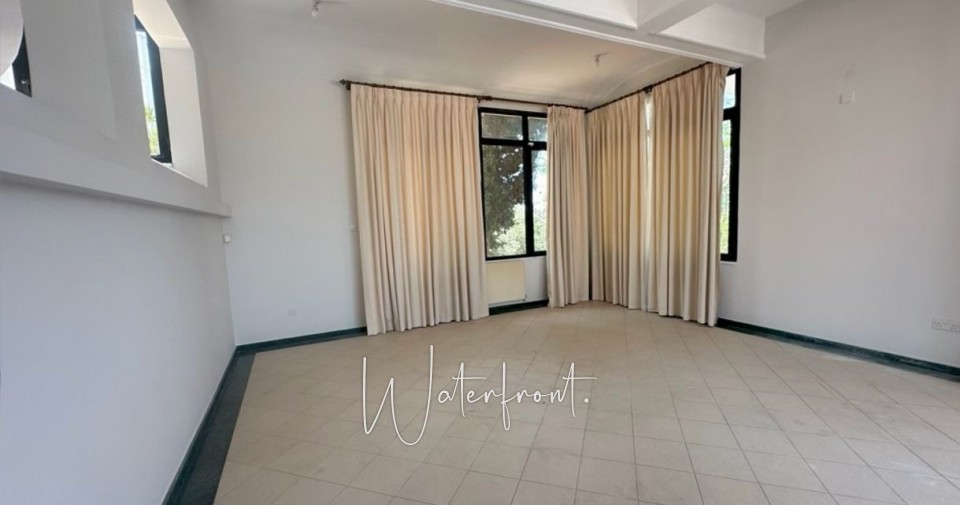 Detached Villa For Sale  in  Yeroskipou