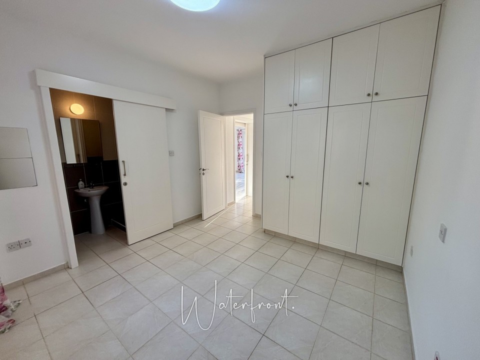 Apartment For Sale  in  Universal
