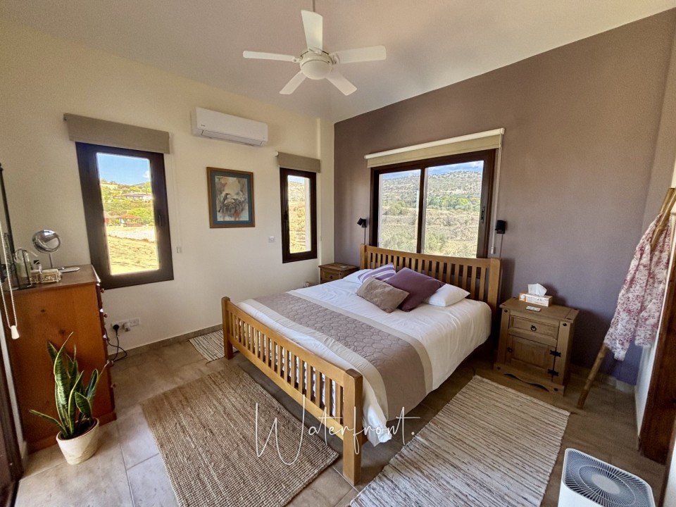 Detached Villa For Sale  in  Peristerona