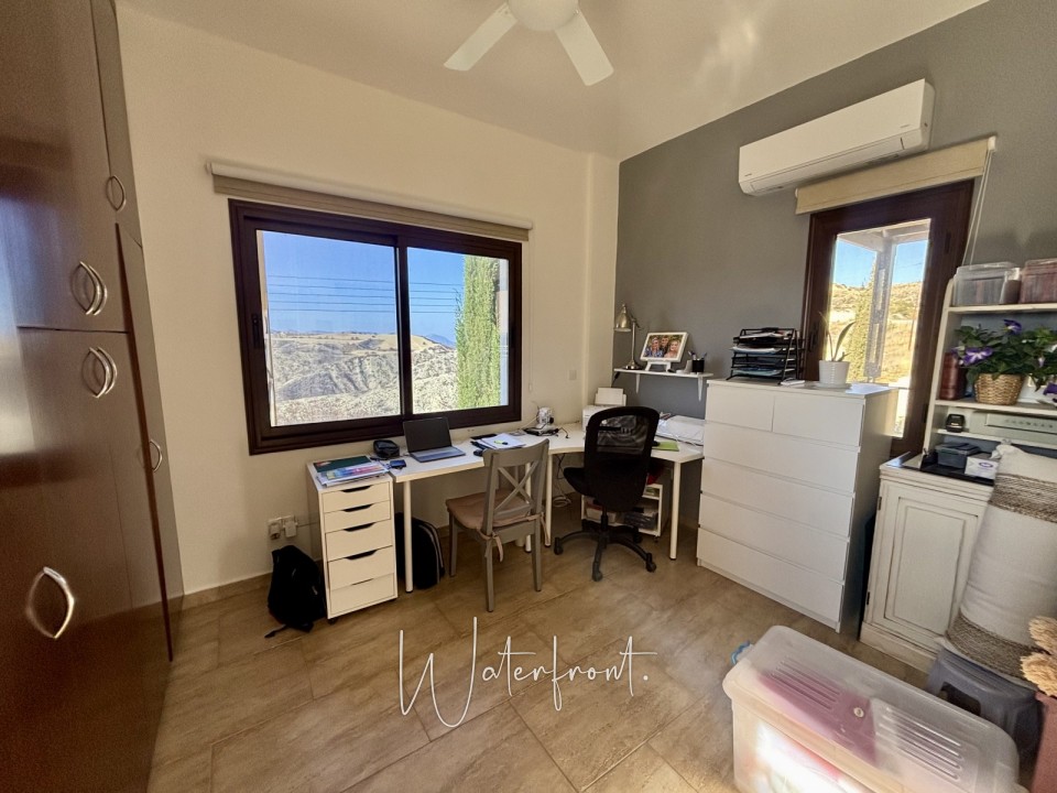 Detached Villa For Sale  in  Peristerona