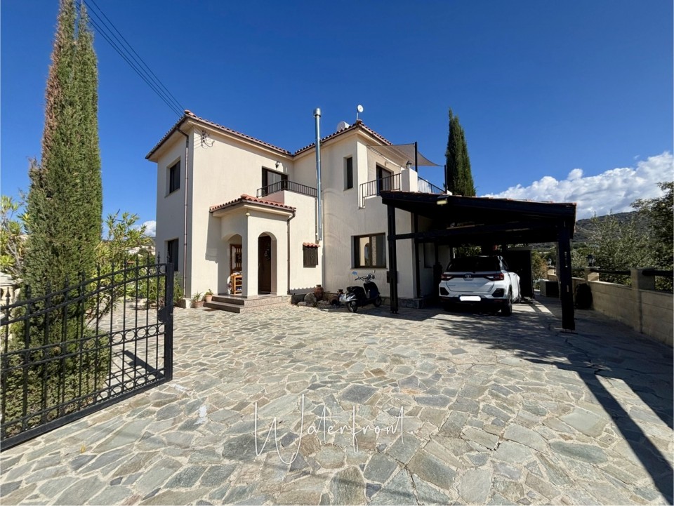 Detached Villa For Sale  in  Peristerona