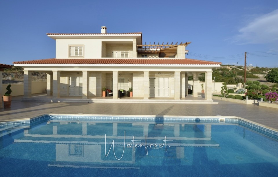 Detached Villa For Sale  in  Sea Caves - St.George