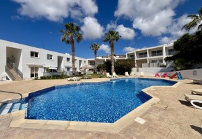 Apartment For Sale in Peyia, Paphos - SL24110