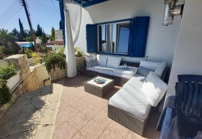 Bungalow For Sale  in  Tsada