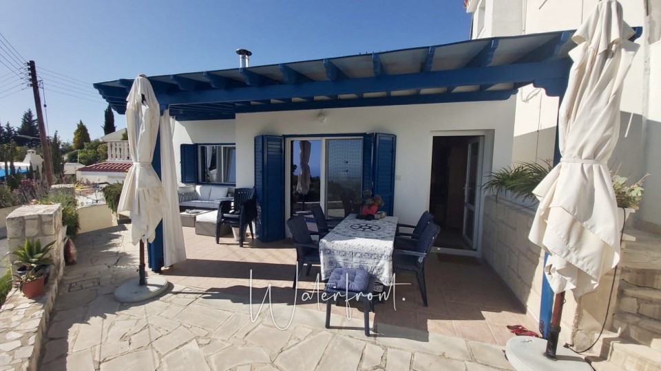 Bungalow For Sale  in  Tsada