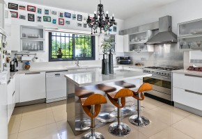 Detached Villa For Sale  in  Konia