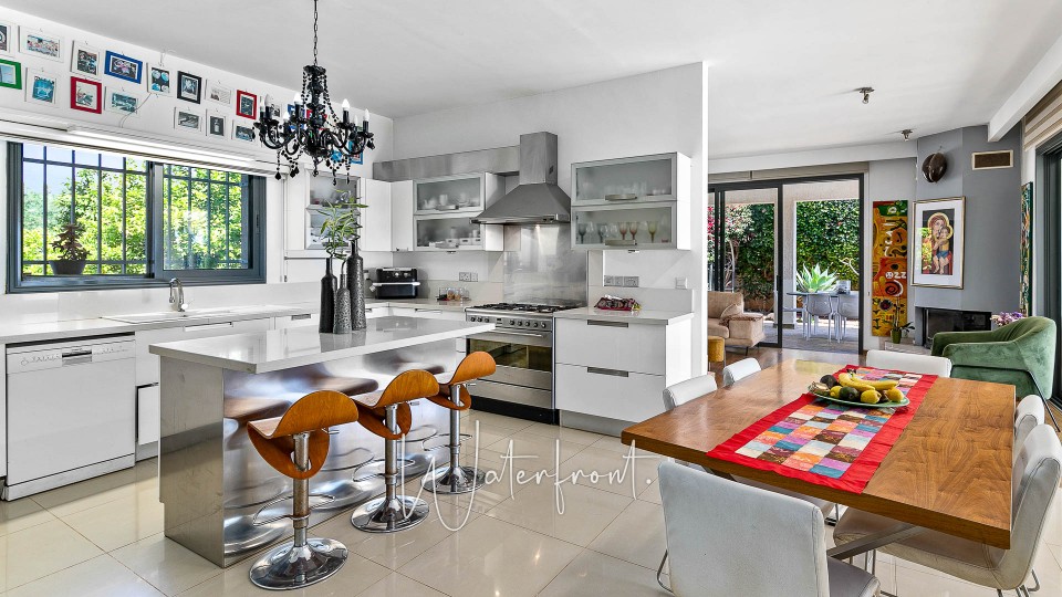 Detached Villa For Sale  in  Konia
