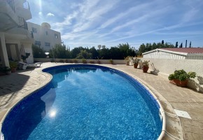 Town House For Sale in Peyia, Paphos - SL24243