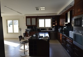 Detached Villa For Rent  in  Sea Caves - St.George