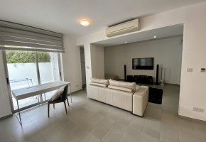 Detached Villa For Rent  in  Latchi