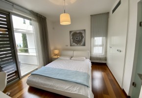 Detached Villa For Rent  in  Latchi