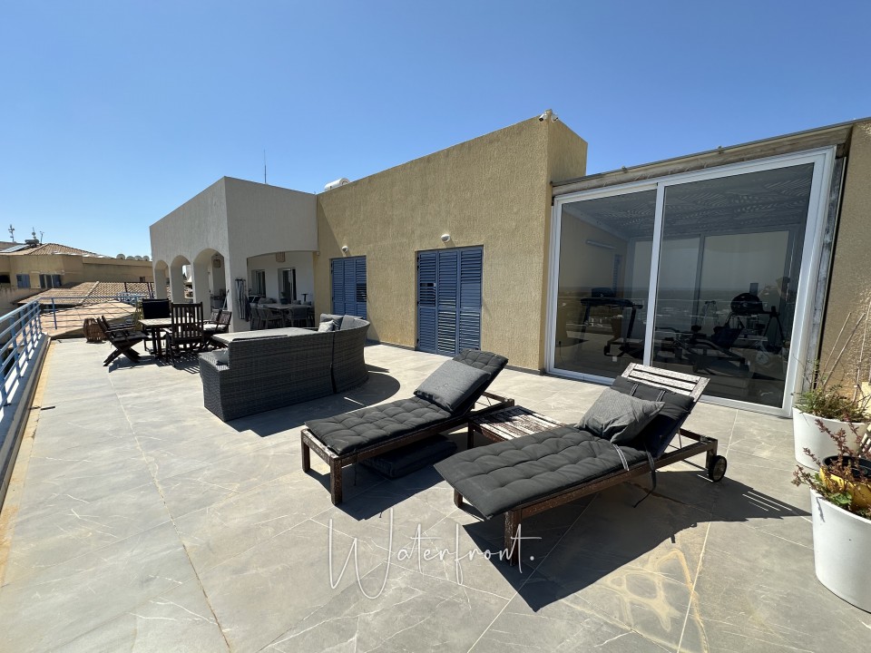 Penthouse For Sale  in  Yeroskipou