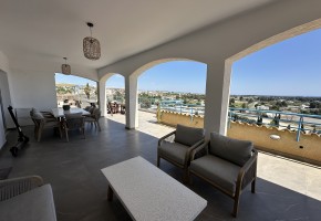 Penthouse For Rent  in  Yeroskipou
