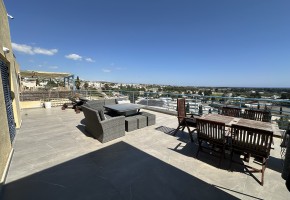 Penthouse For Rent  in  Yeroskipou