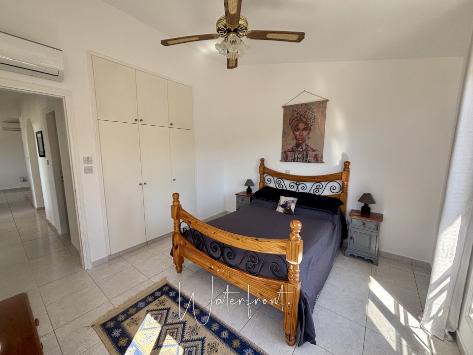 Apartment For Sale  in  Peyia