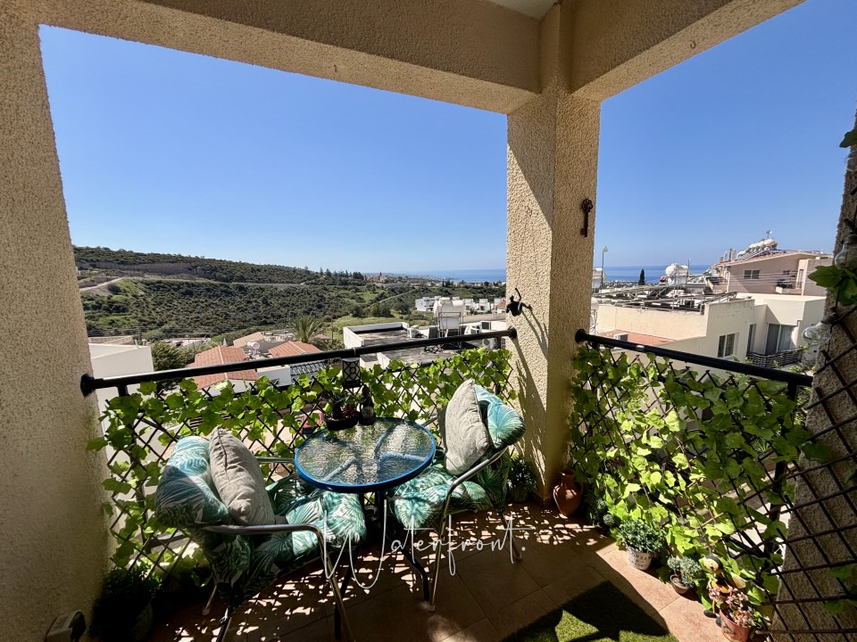 Apartment For Sale  in  Peyia
