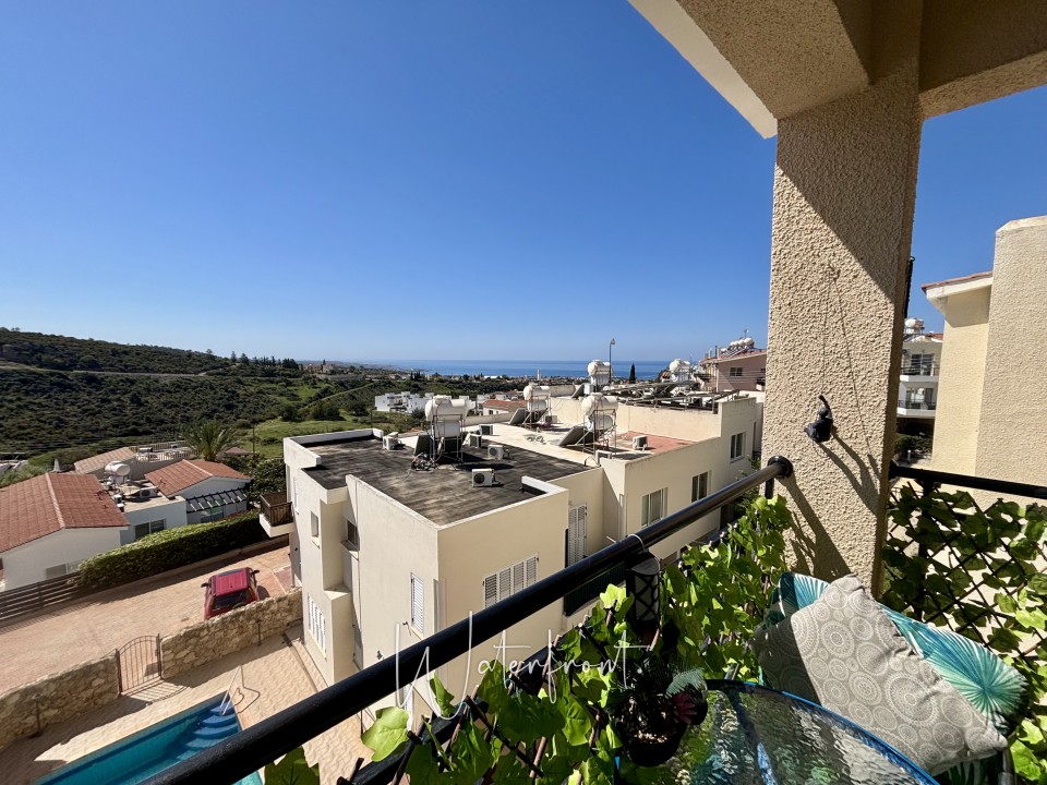 Apartment For Sale  in  Peyia