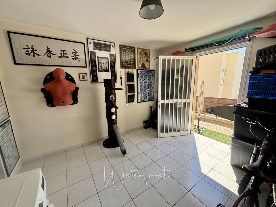 Apartment For Sale  in  Peyia