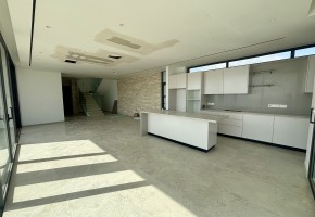Detached Villa For Sale  in  Peyia